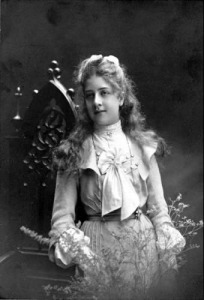 383_2-p9-mercedes_jellinek