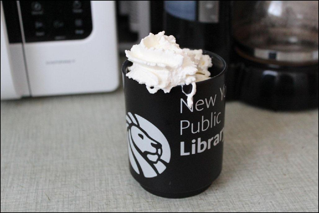 A könyvtáros kávéja