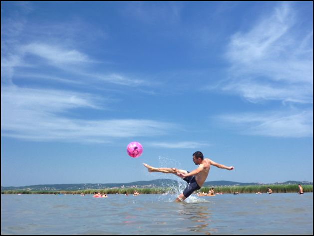 zsakaipeter_vizilabda2