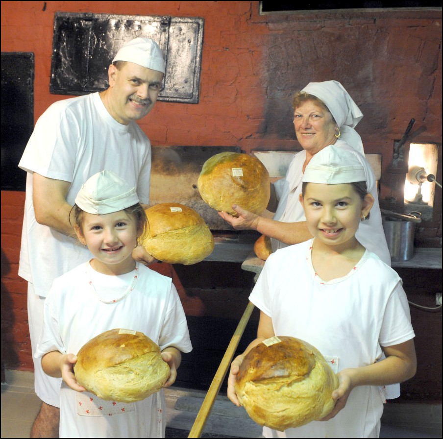 7230 Heredi pek dinasztia H.Szabo Sandor felvetele